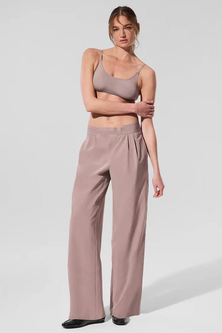 Lightweight Studio Flow Pants