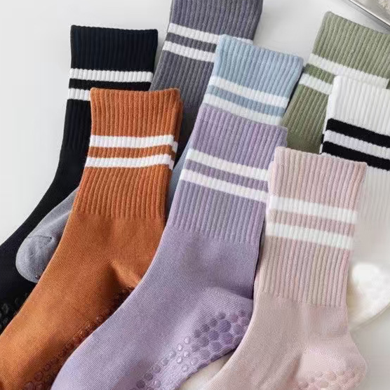 Performance Grip Socks