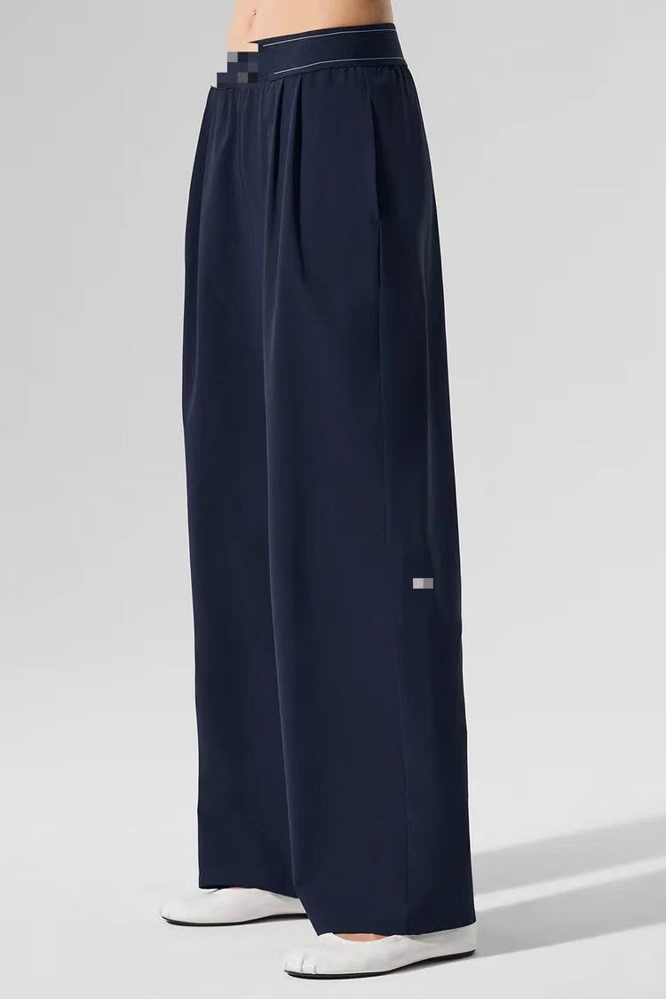 Lightweight Studio Flow Pants